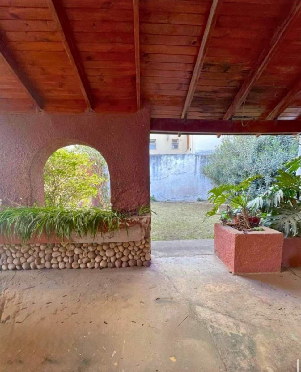 EN VENTA CASA DE 4 DORMITORIOS SECTOR CENTRO RIO CUARTO