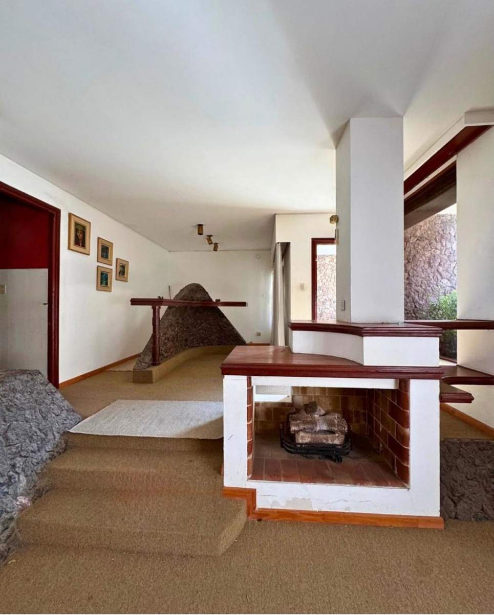 EN VENTA CASA DE 4 DORMITORIOS SECTOR CENTRO RIO CUARTO
