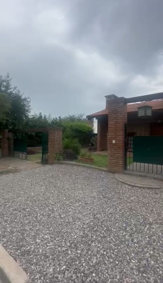 Alquiler Permanente o Temporal Mensual Amoblada Casa Villa Warcalde 4 Dormitorios
