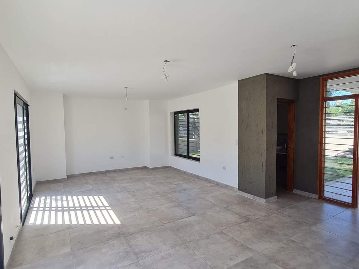 Arguello- Duplex 2 Dormitorios en Venta