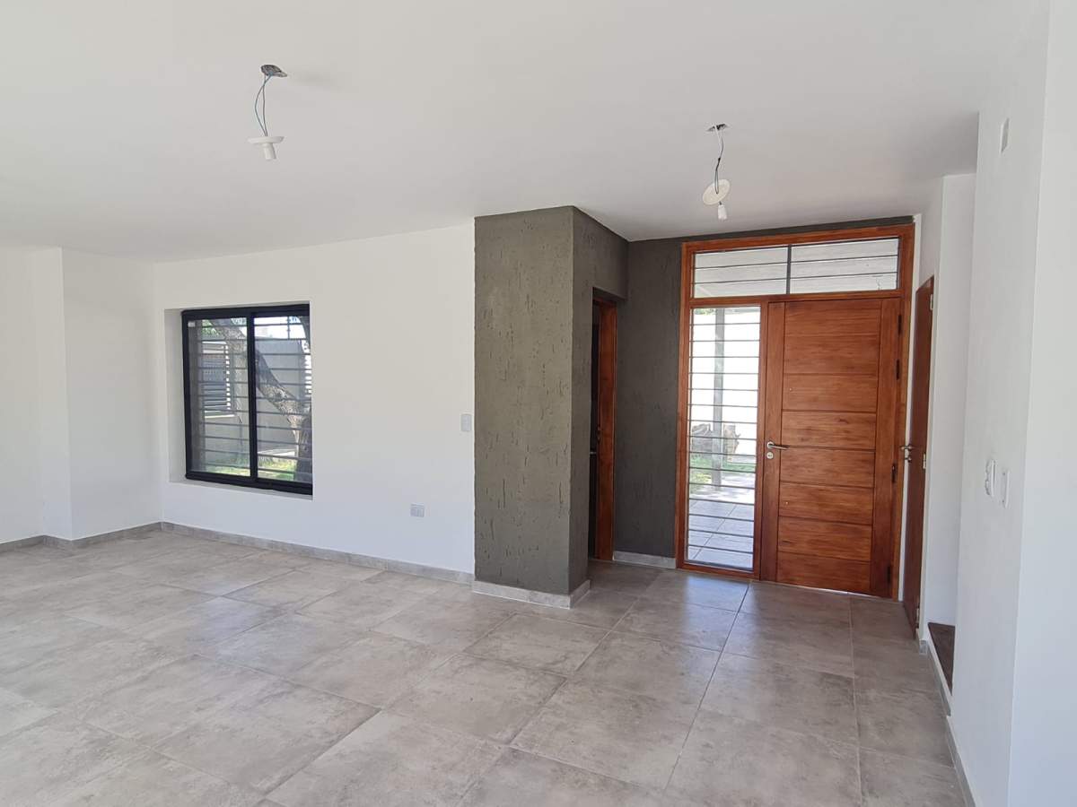 Arguello- Duplex 2 Dormitorios en Venta