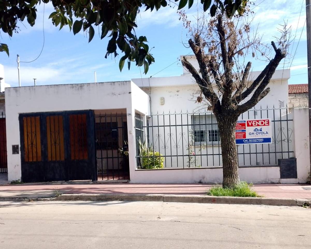 CASA B ALTMIRA, BANCALARI 1240