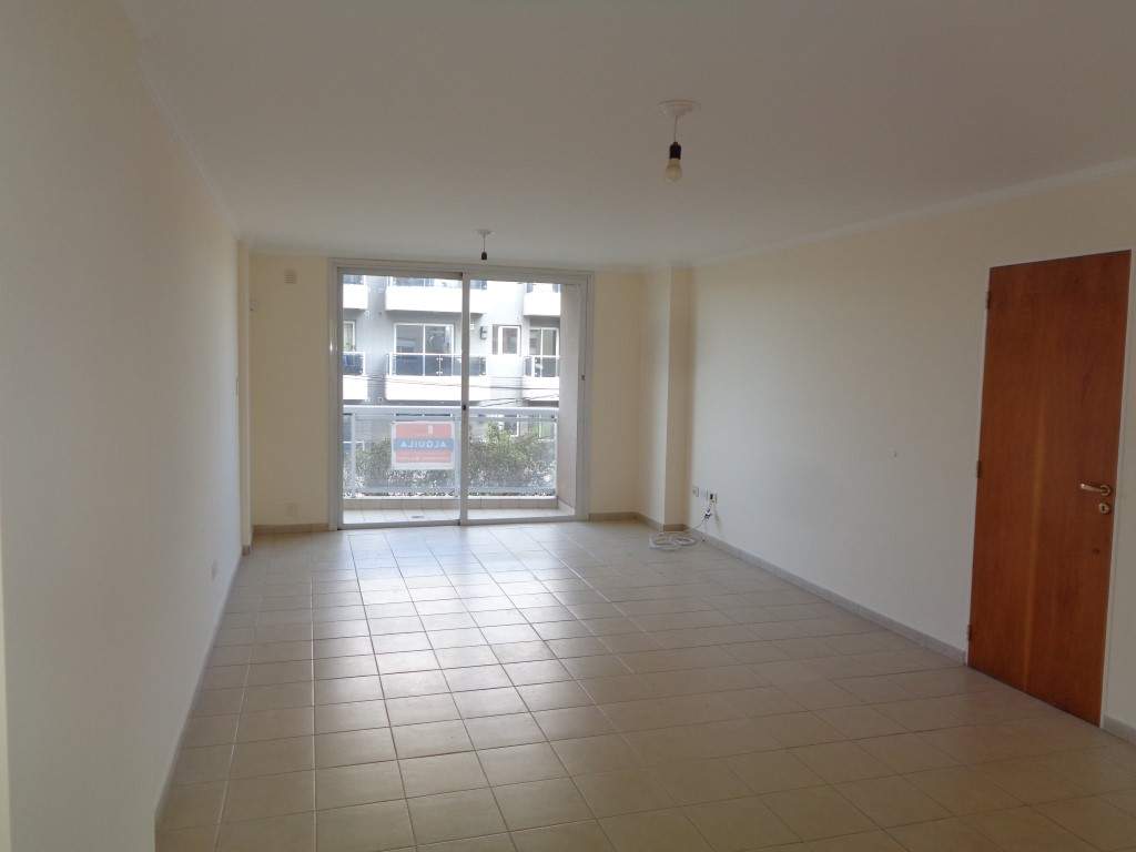 Barrio Cofico - Excelente Departamento de Categoría de 2 Dormitorios, Amplio con Balcón, Patio y Terraza Amplia con Asador y Solárium