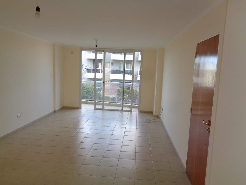 Barrio Cofico - Excelente Departamento de Categoría de 2 Dormitorios, Amplio con Balcón, Patio y Terraza Amplia con Asador y Solárium