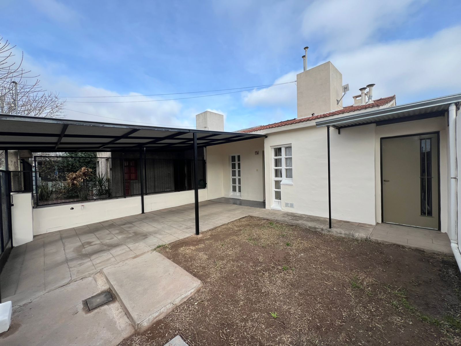 B DON BOSCO DE HORIZONTE -CASA DOS DORMITORIOS EN ALQUILER -