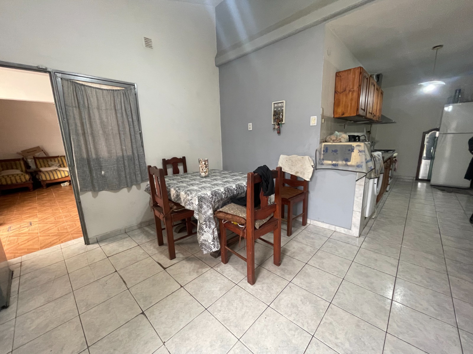 VENTA CASA FAMILIAR EN ZONA SUR