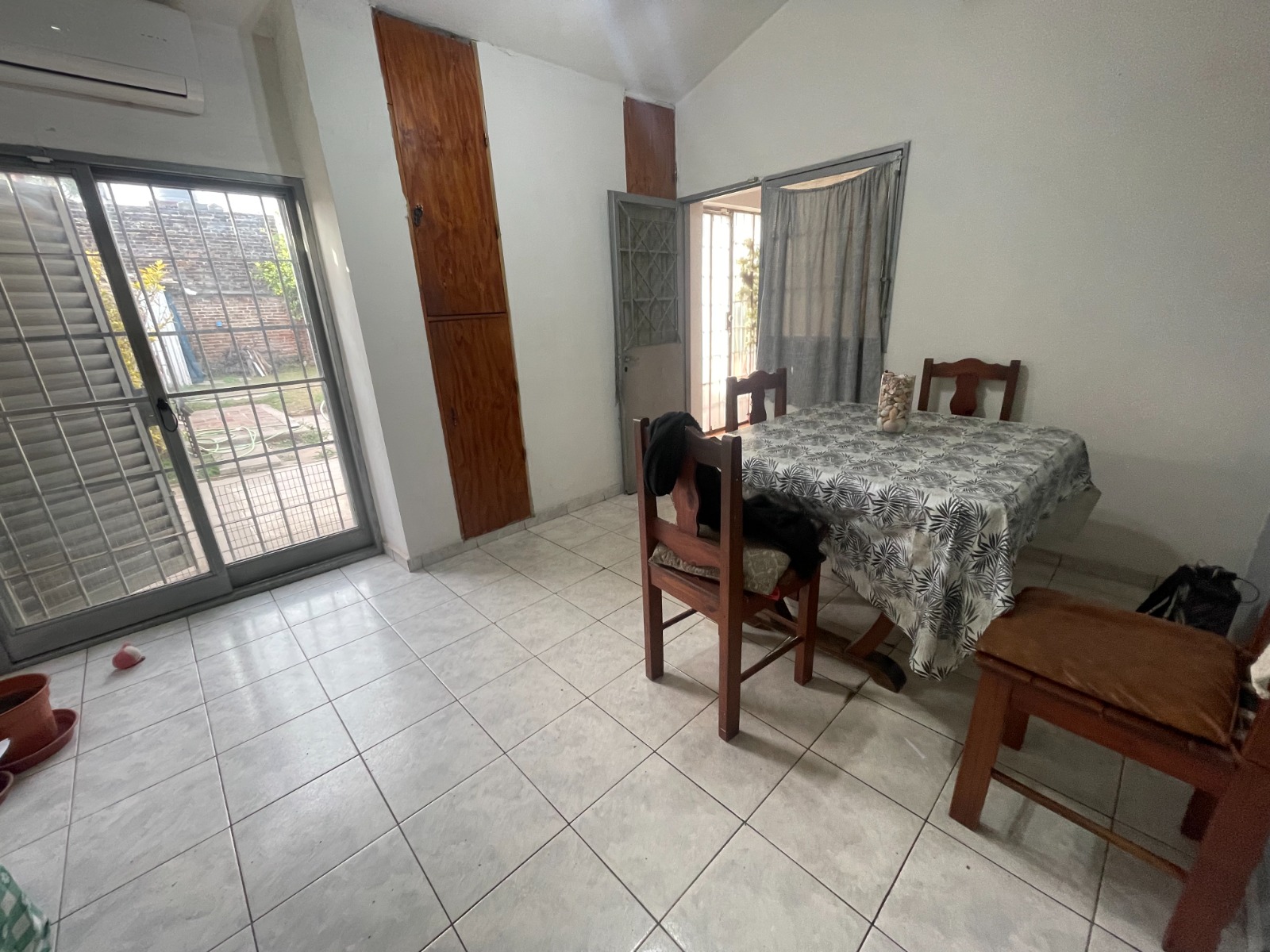 VENTA CASA FAMILIAR EN ZONA SUR
