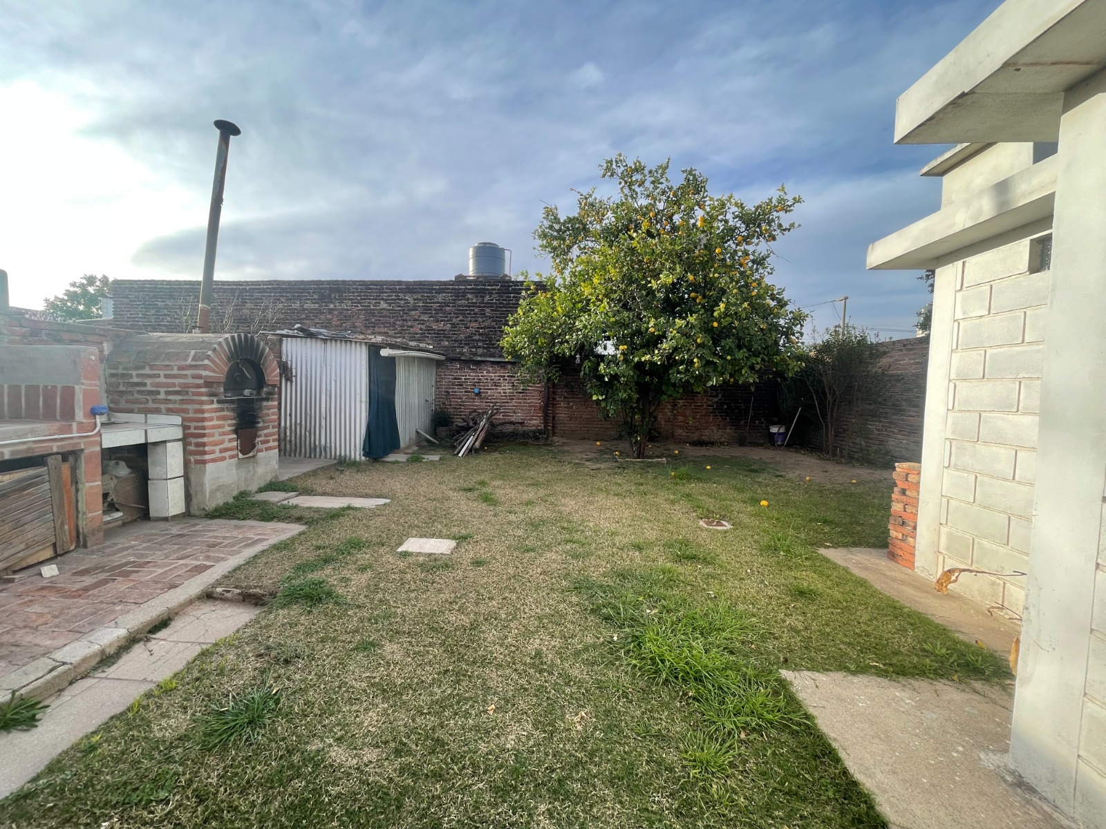 VENTA CASA FAMILIAR EN ZONA SUR