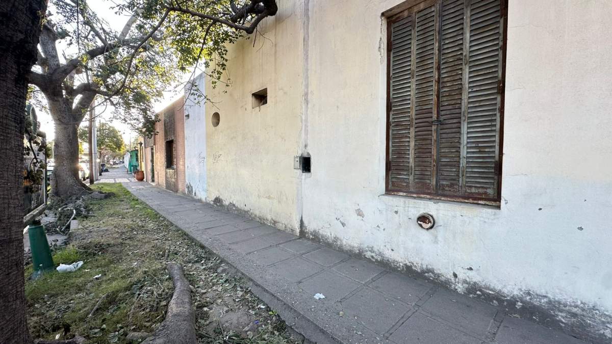Vendo Propiedad Terreno Exclusivo Frente a Mujer Urbana