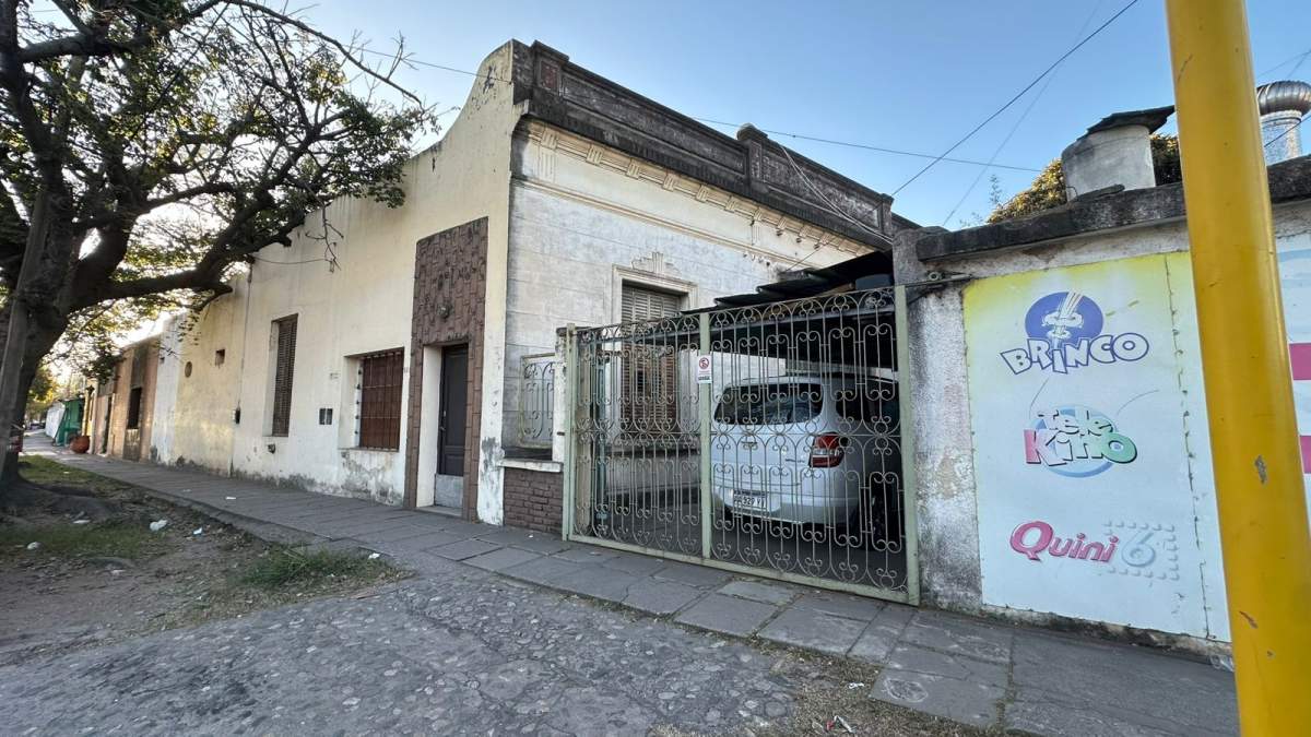 Vendo Propiedad Terreno Exclusivo Frente a Mujer Urbana