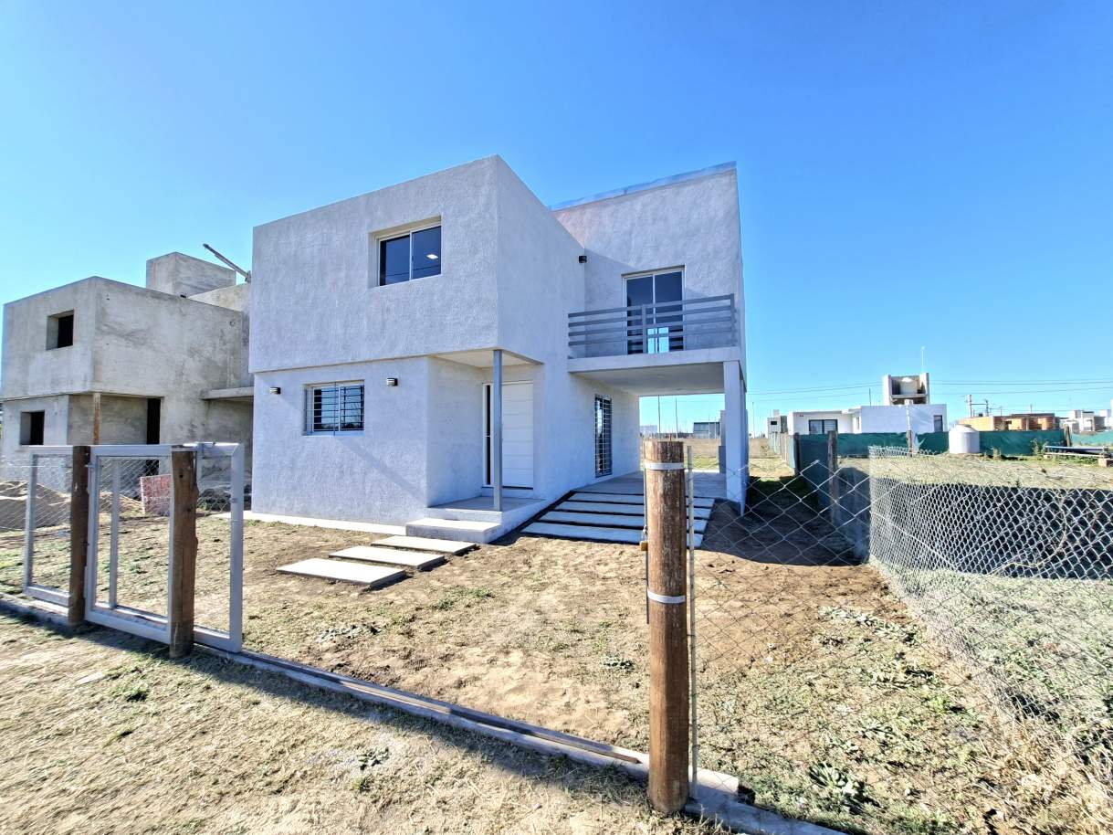 VENTA CASA 3 DORMI PARQUES DEL XANAES RIO SEGUNDO