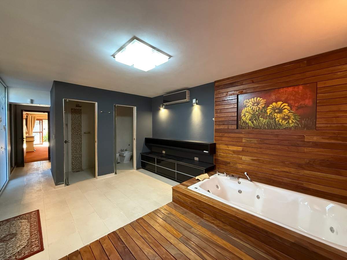 Casa en venta en Granja de Funes