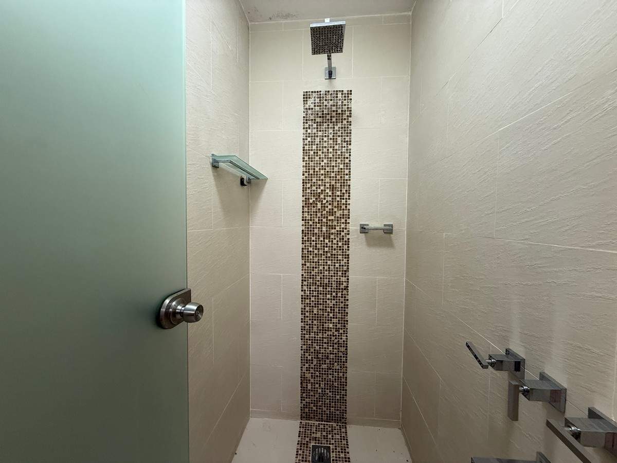 Casa en venta en Granja de Funes