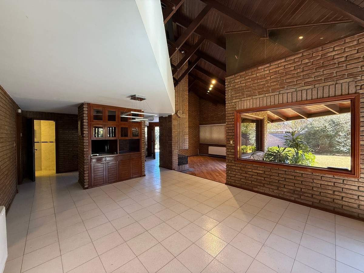 Casa en venta en Granja de Funes