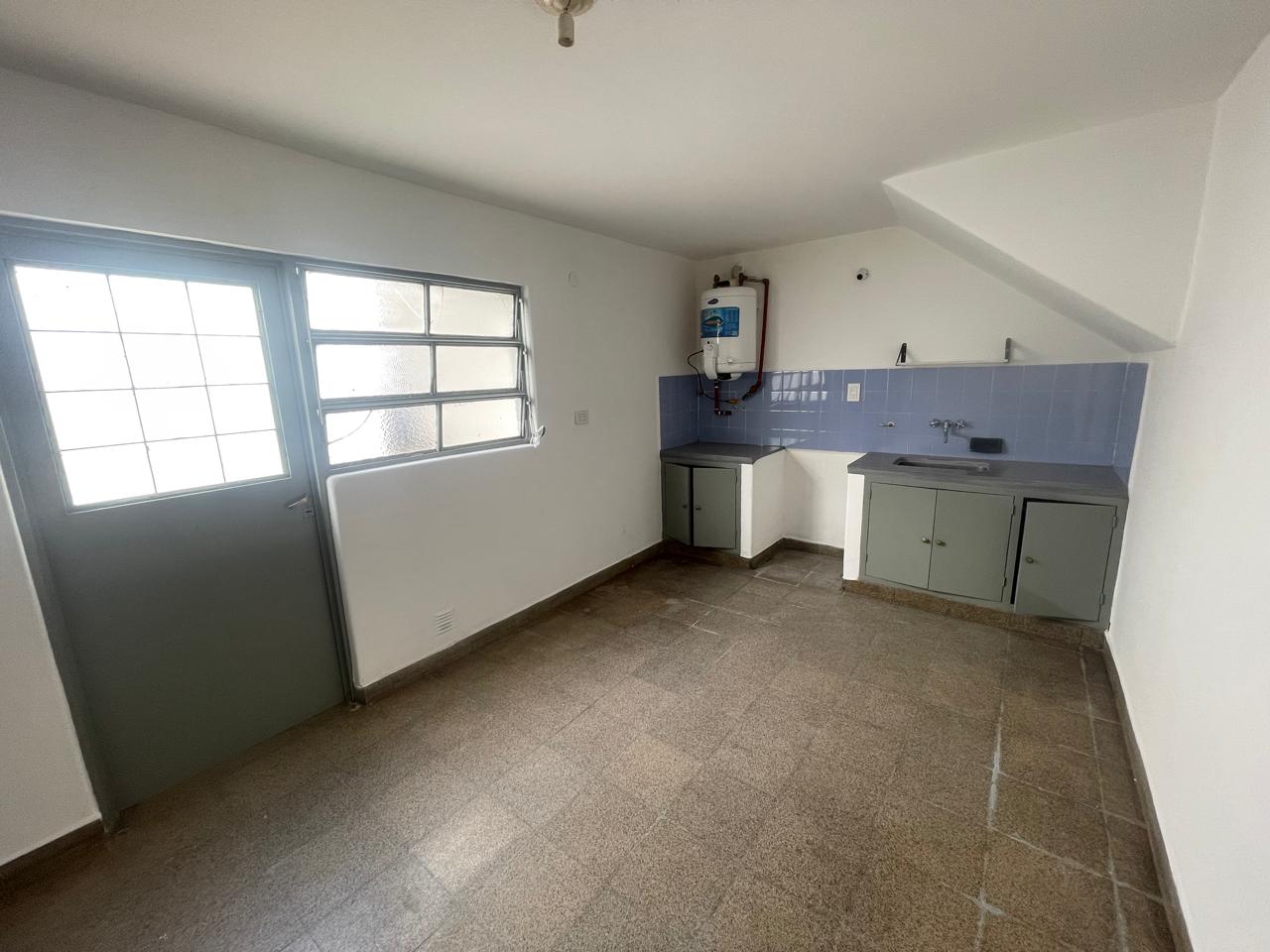 B YOFRE SUR - NORBERTO ZAVALIA 1389 - PB- 2 DORMITORIOS