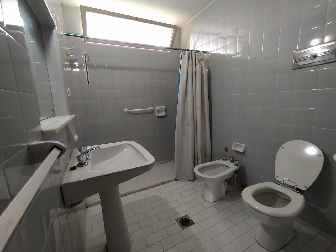 SE VENDE IMPECABLE PROPIEDAD EN COSTA AZUL NORTE