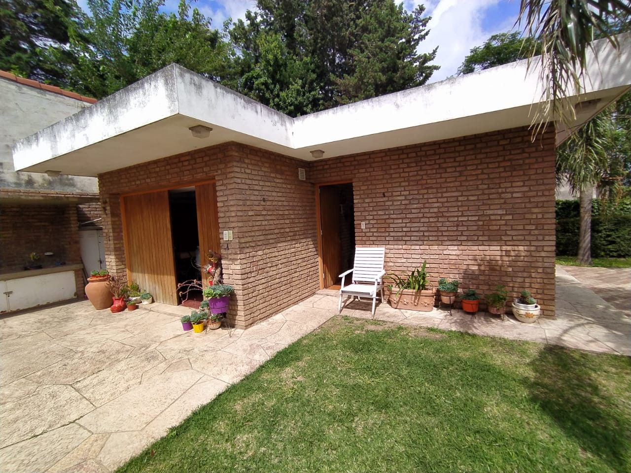 SE VENDE IMPECABLE PROPIEDAD EN COSTA AZUL NORTE