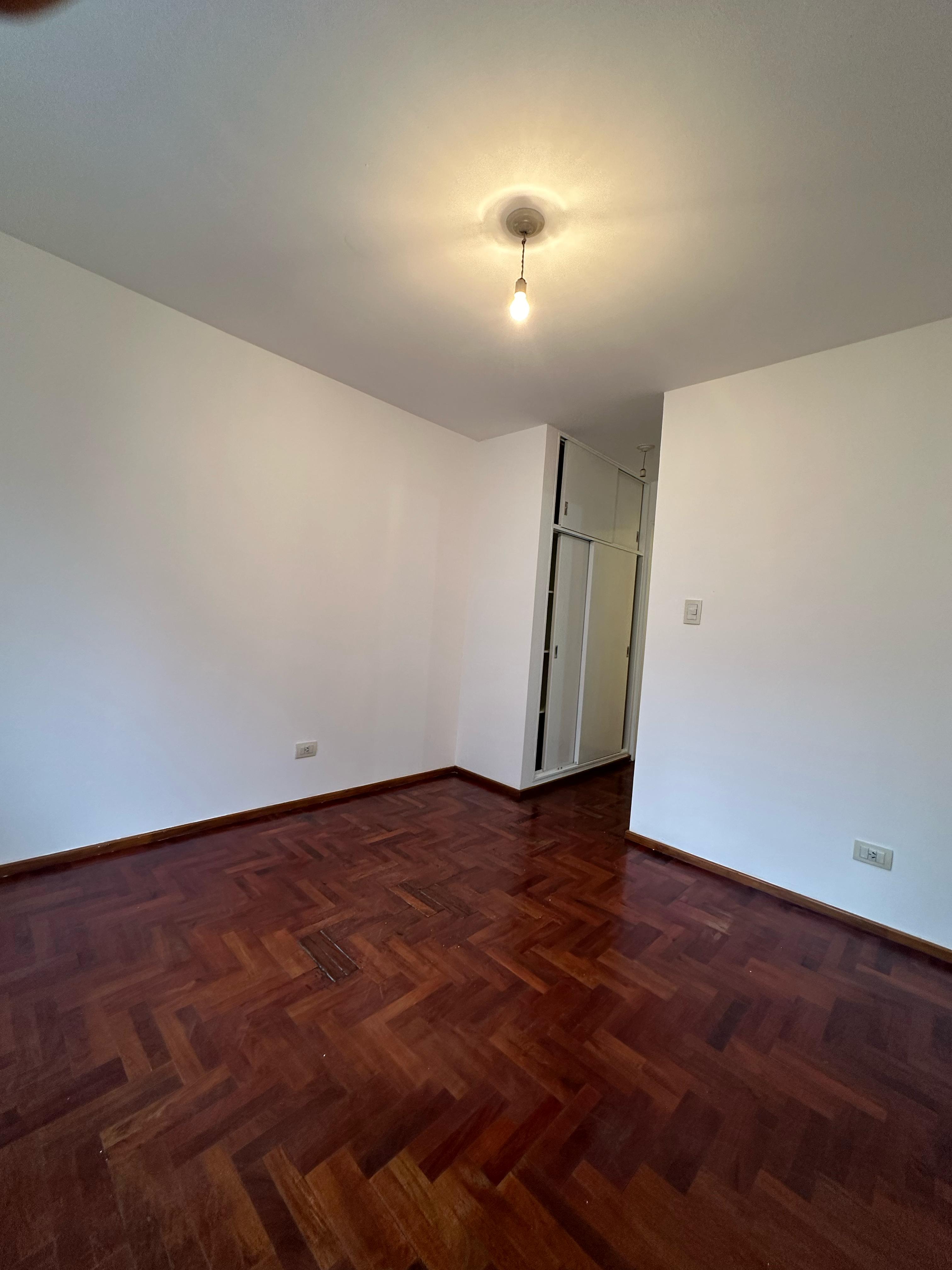 ALQUILER DEPTO EN LA MEJOR ZONA DE NUEVA CBA -  1 DORMITORIO CON GRAN BALCON! LO VEMOS?