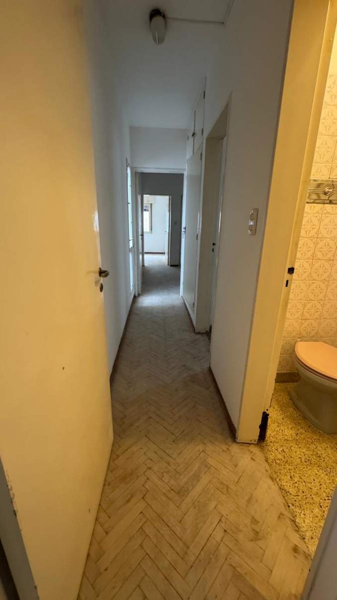 VENTA CASA 3 DORMITORIOS EN BARRIO PARQUE VELEZ SARSFIELD