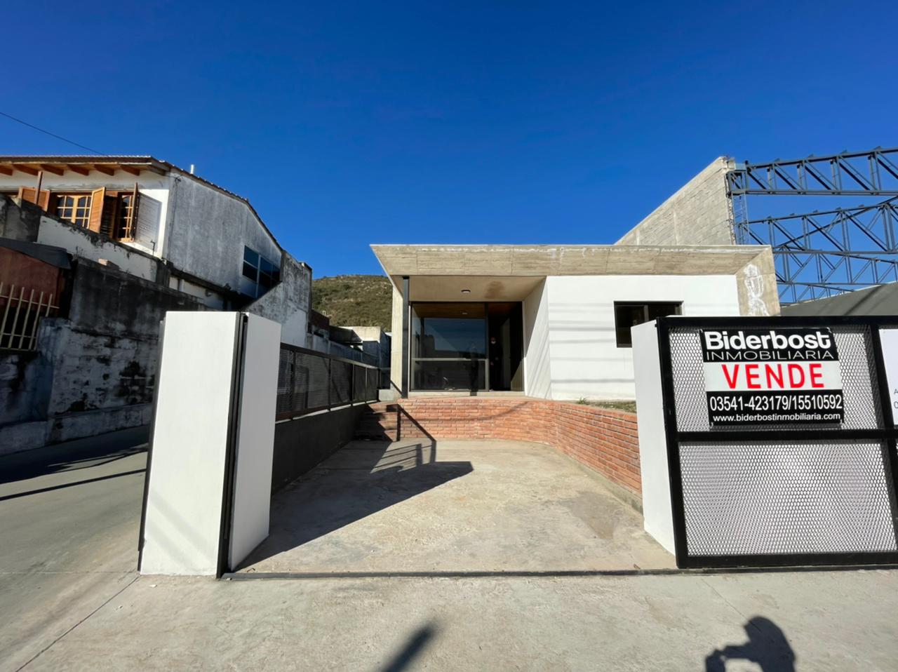 SE VENDE OPORTUNIDAD DE LOCAL-VIVIENDA