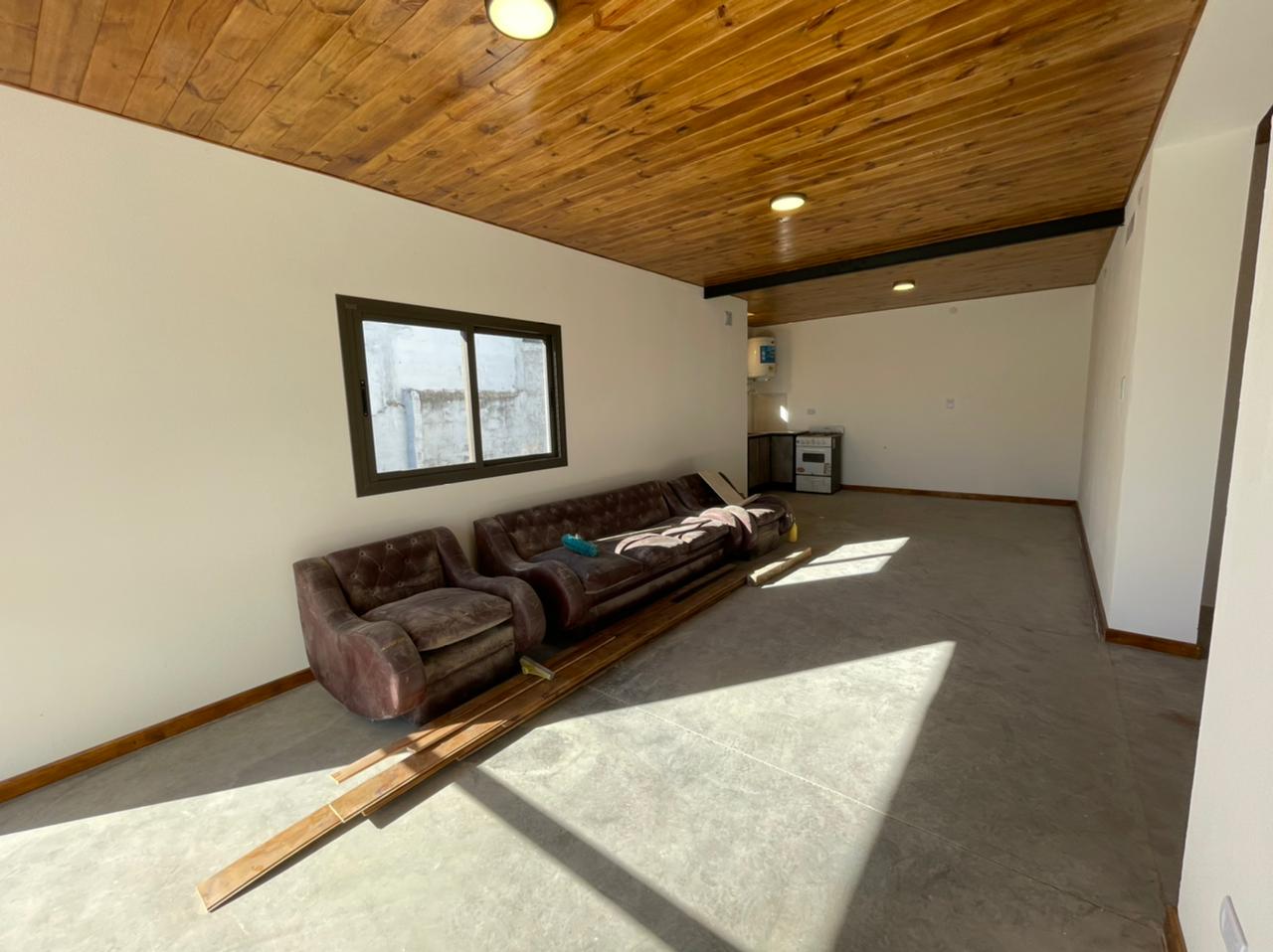 SE VENDE OPORTUNIDAD DE LOCAL-VIVIENDA