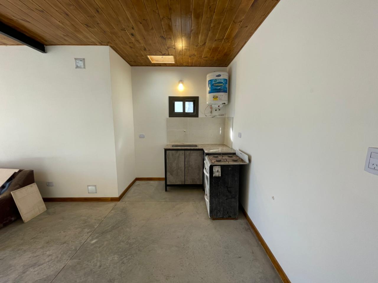 SE VENDE OPORTUNIDAD DE LOCAL-VIVIENDA