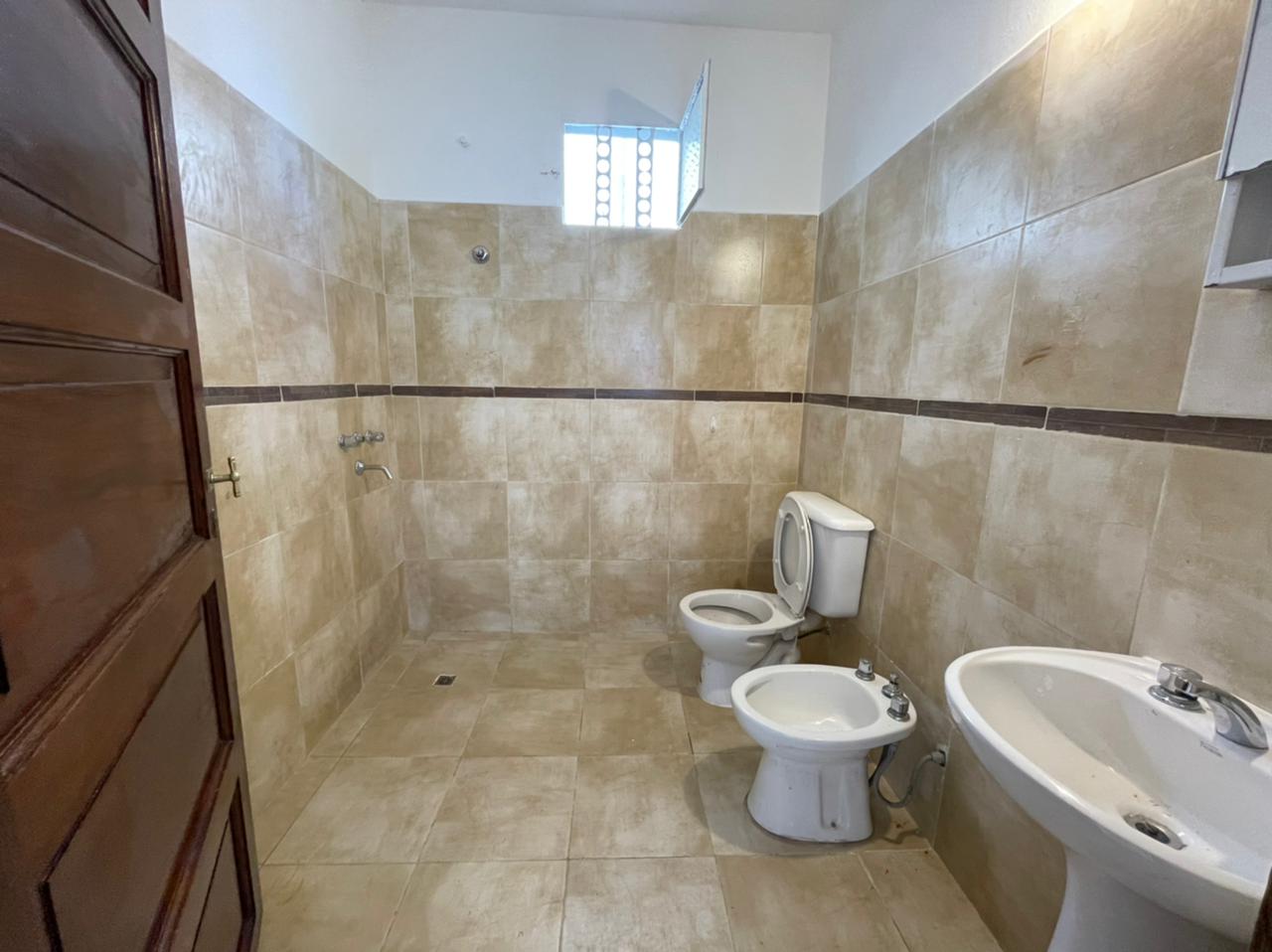 SE VENDE OPORTUNIDAD DE LOCAL-VIVIENDA