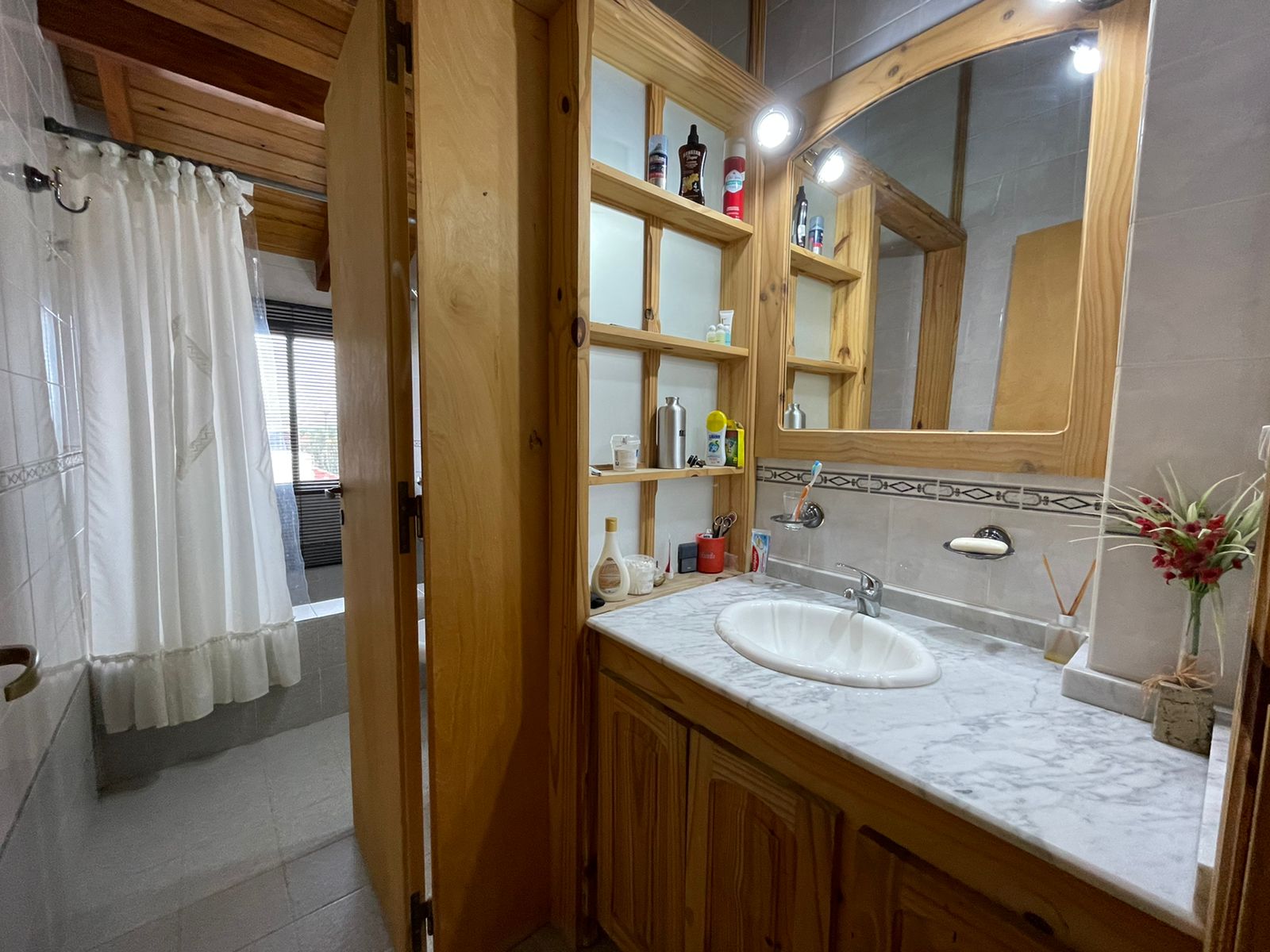 SE VENDE CASA EN BARRIO LAS VERTIENTES VILLA CARLOS PAZ