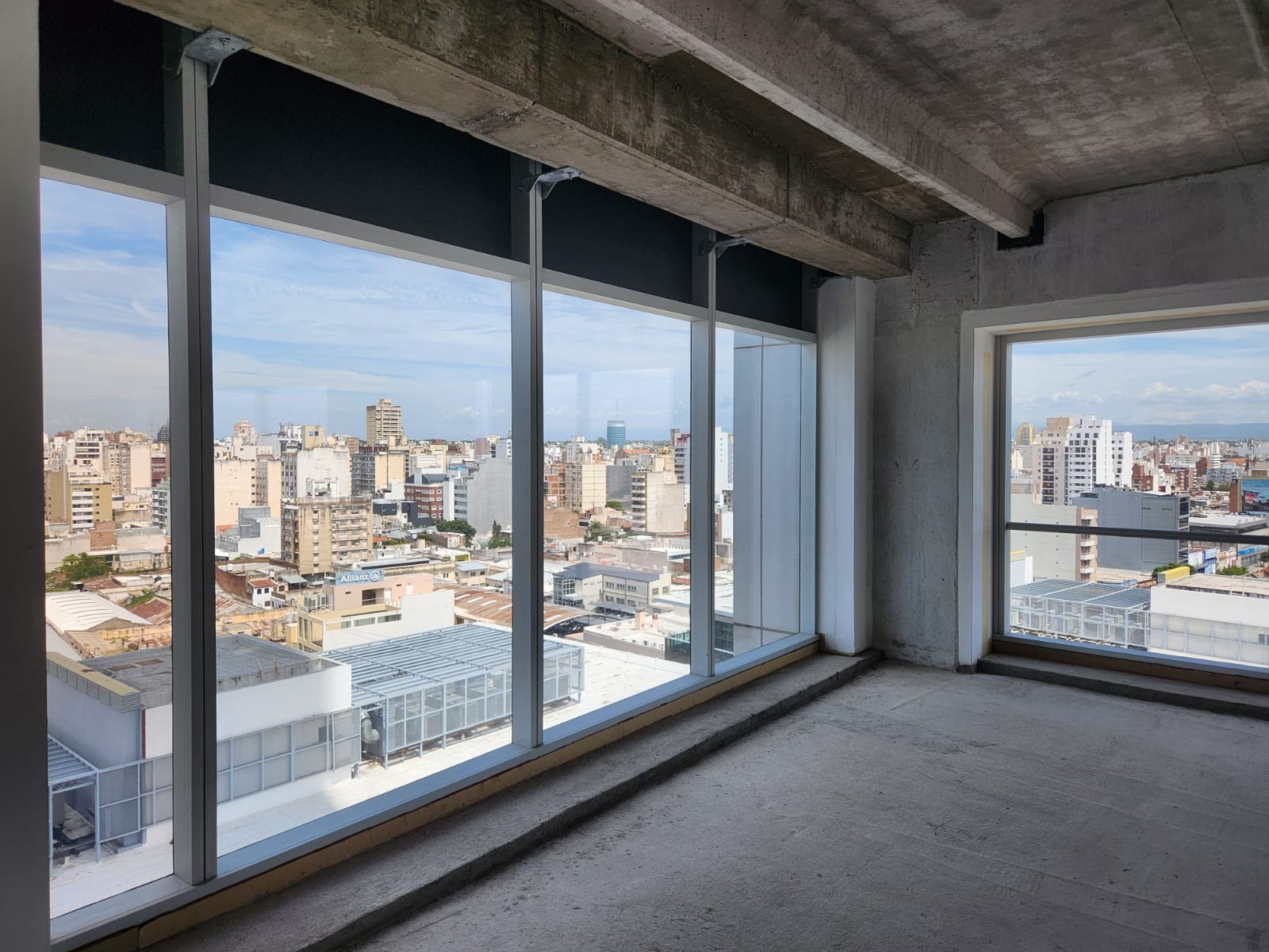 ALQUILER oficinas AAA Distrito Capitalinas 150 y 165  m2 Torre Principal