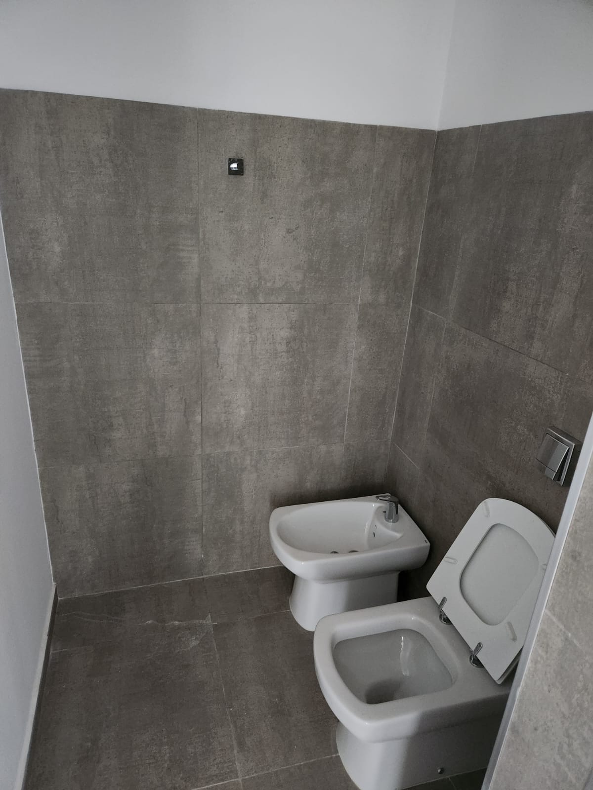 ALQUILER oficinas AAA Distrito Capitalinas 150 y 165  m2 Torre Principal