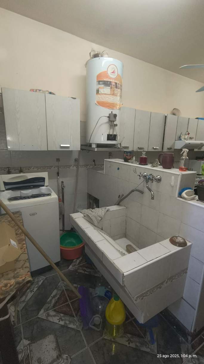 PASO DE LOS ANDES: LA PAMPA 315  CASA DE 4 DORMITORIOS A METROS DEL NUEVOCENTRO