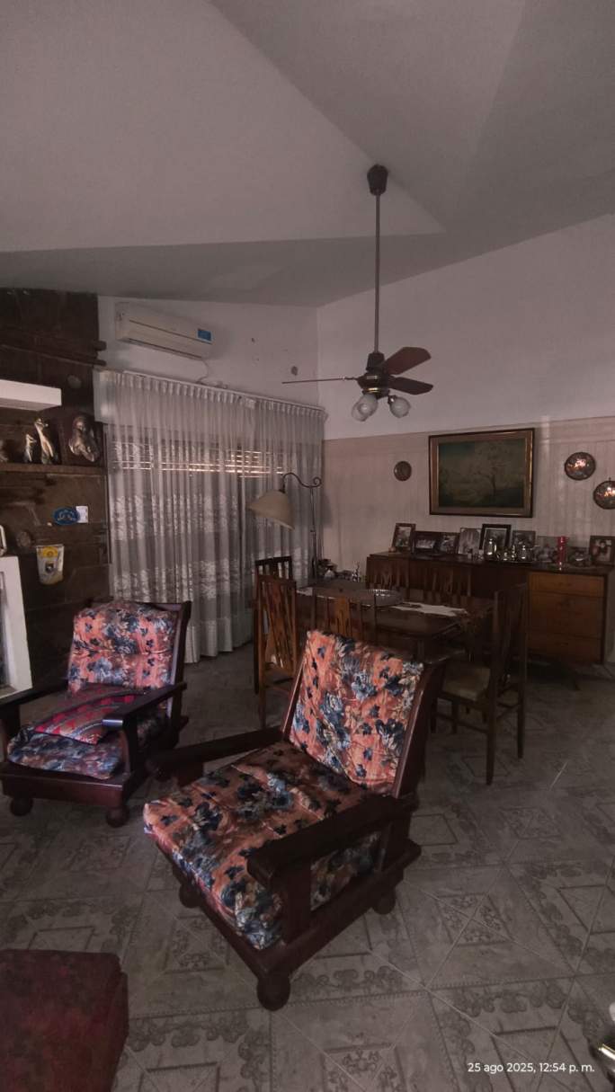 PASO DE LOS ANDES: LA PAMPA 315  CASA DE 4 DORMITORIOS A METROS DEL NUEVOCENTRO