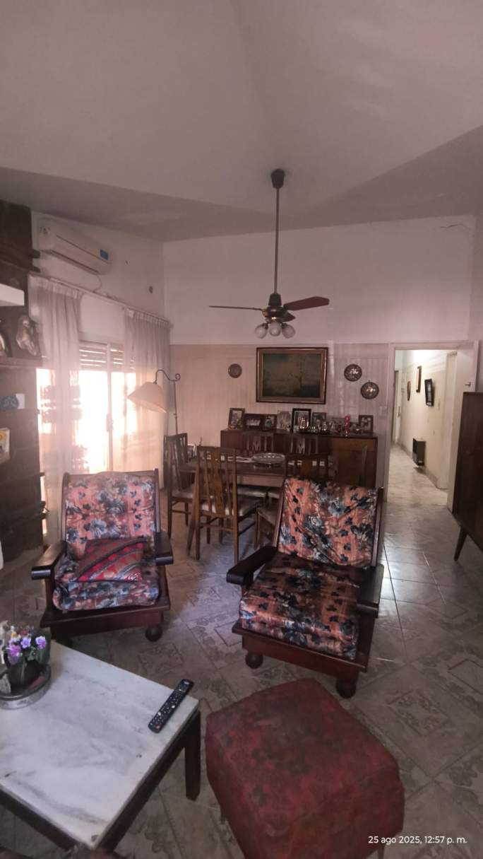 PASO DE LOS ANDES: LA PAMPA 315  CASA DE 4 DORMITORIOS A METROS DEL NUEVOCENTRO