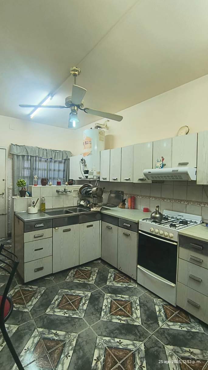 PASO DE LOS ANDES: LA PAMPA 315  CASA DE 4 DORMITORIOS A METROS DEL NUEVOCENTRO