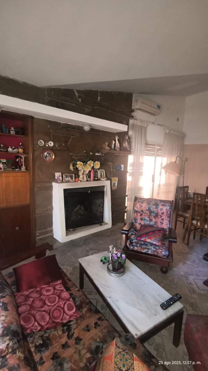 PASO DE LOS ANDES: LA PAMPA 315  CASA DE 4 DORMITORIOS A METROS DEL NUEVOCENTRO