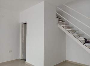 Local comercial en venta en San Francisco sobre Echeverría  70 m con entrepiso y escritura