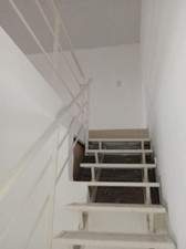 Local comercial en venta en San Francisco sobre Echeverría  70 m con entrepiso y escritura