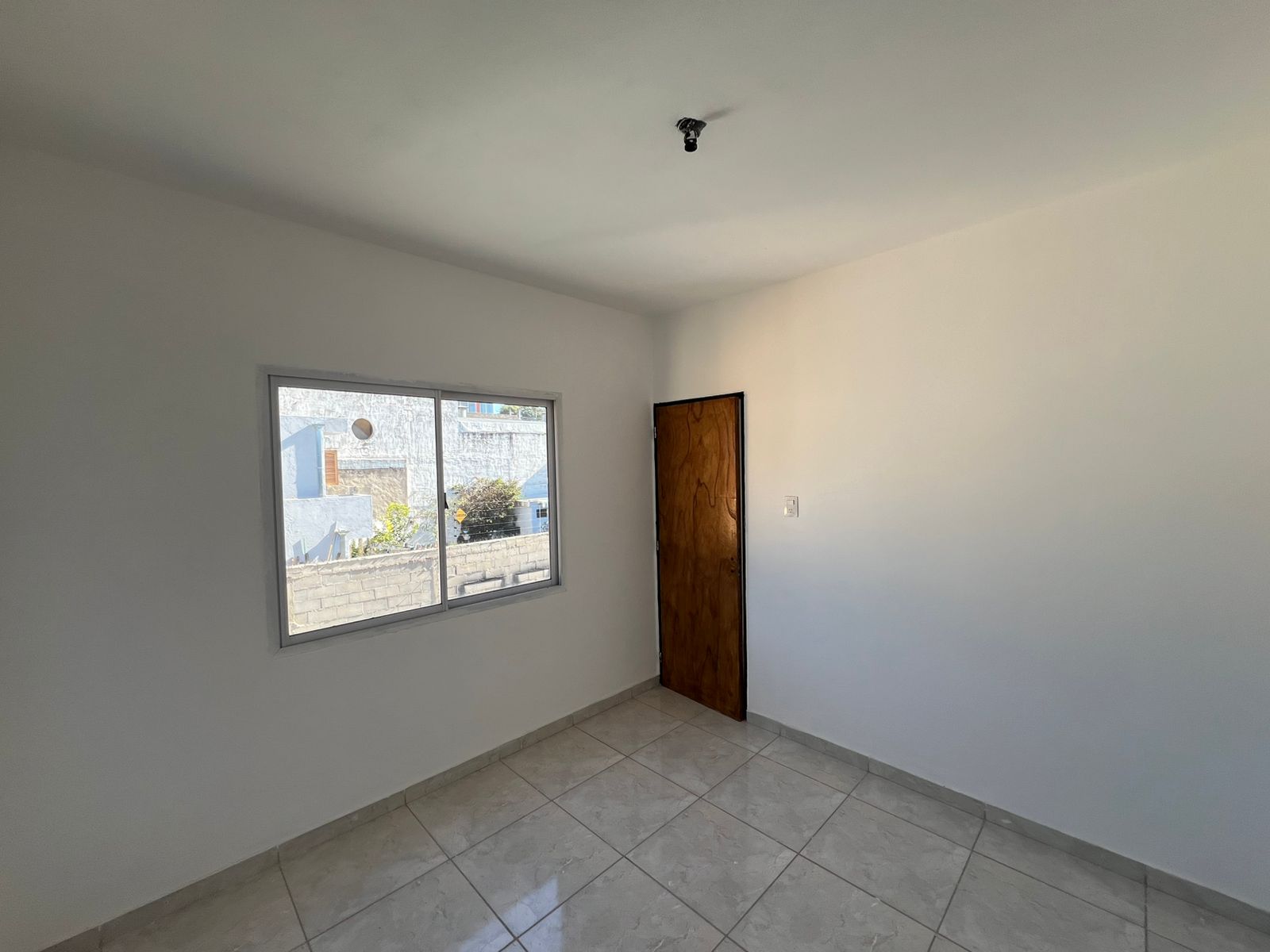 B BELLA VISTA - ALQUILO DEPARTAMENTO -1 DORMITORIO CON PATIO-