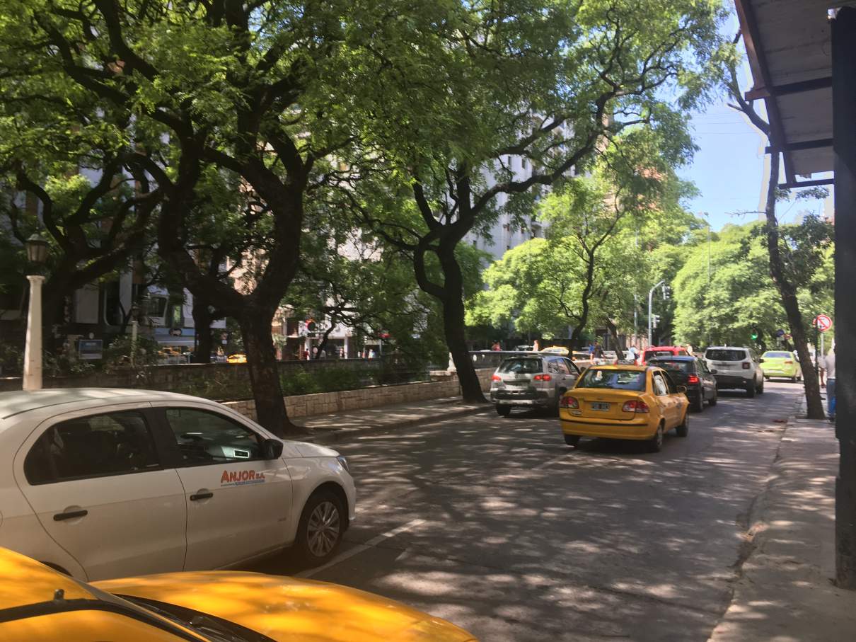 Depto 2 dormitorios  Colón y Cañada