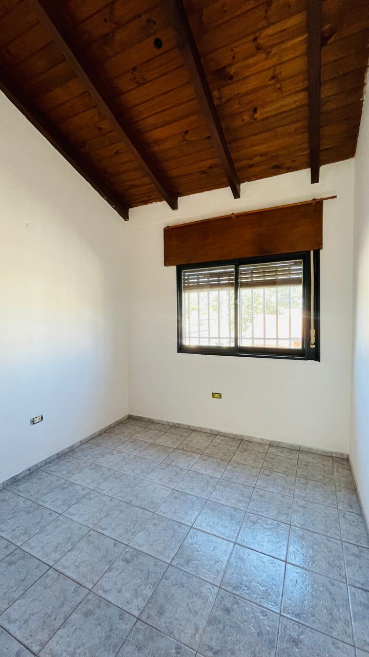 Departamento en Planta Alta 3 Dorm 1 Baño Cochera Terraza grande B Las Margaritas