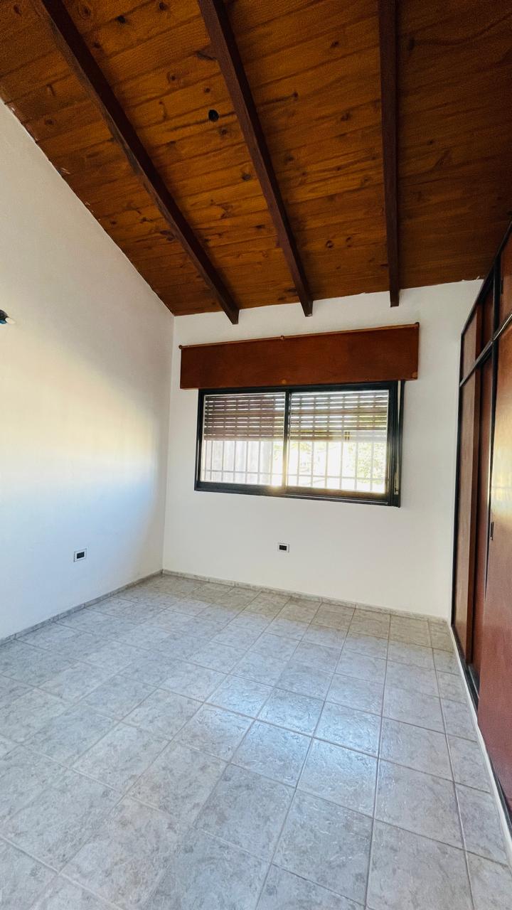 Departamento en Planta Alta 3 Dorm 1 Baño Cochera Terraza grande B Las Margaritas