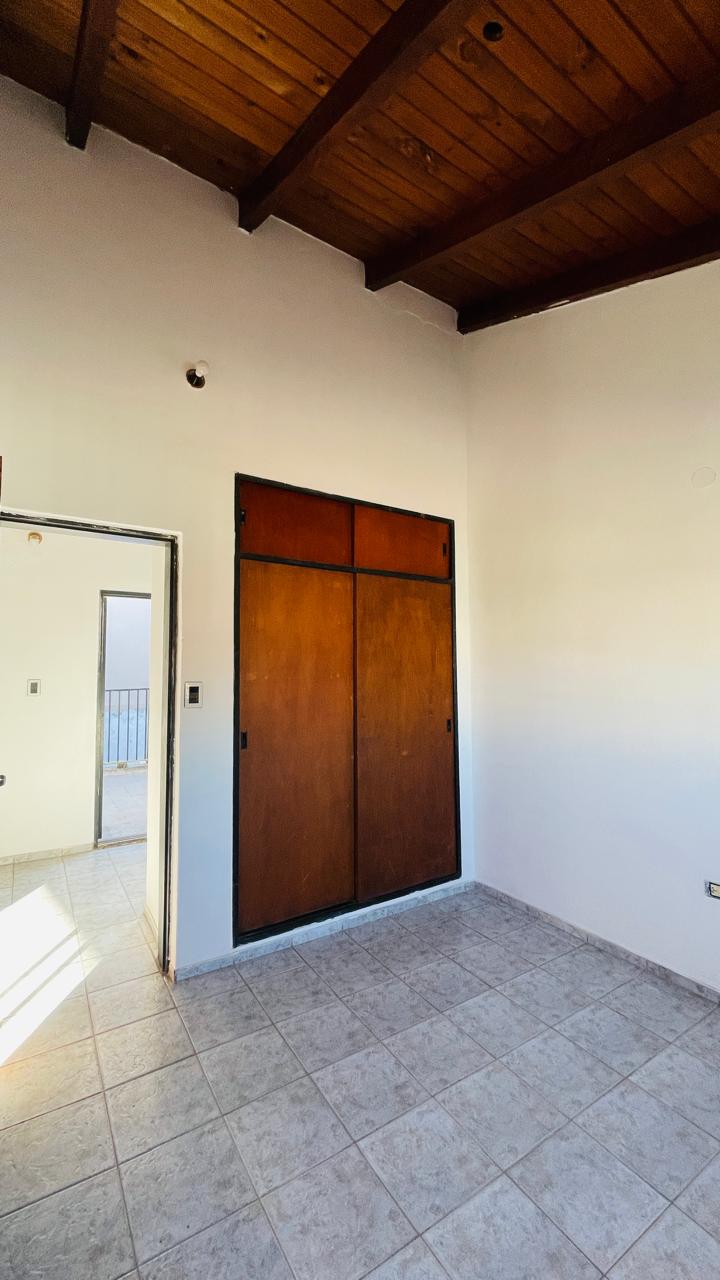 Departamento en Planta Alta 3 Dorm 1 Baño Cochera Terraza grande B Las Margaritas