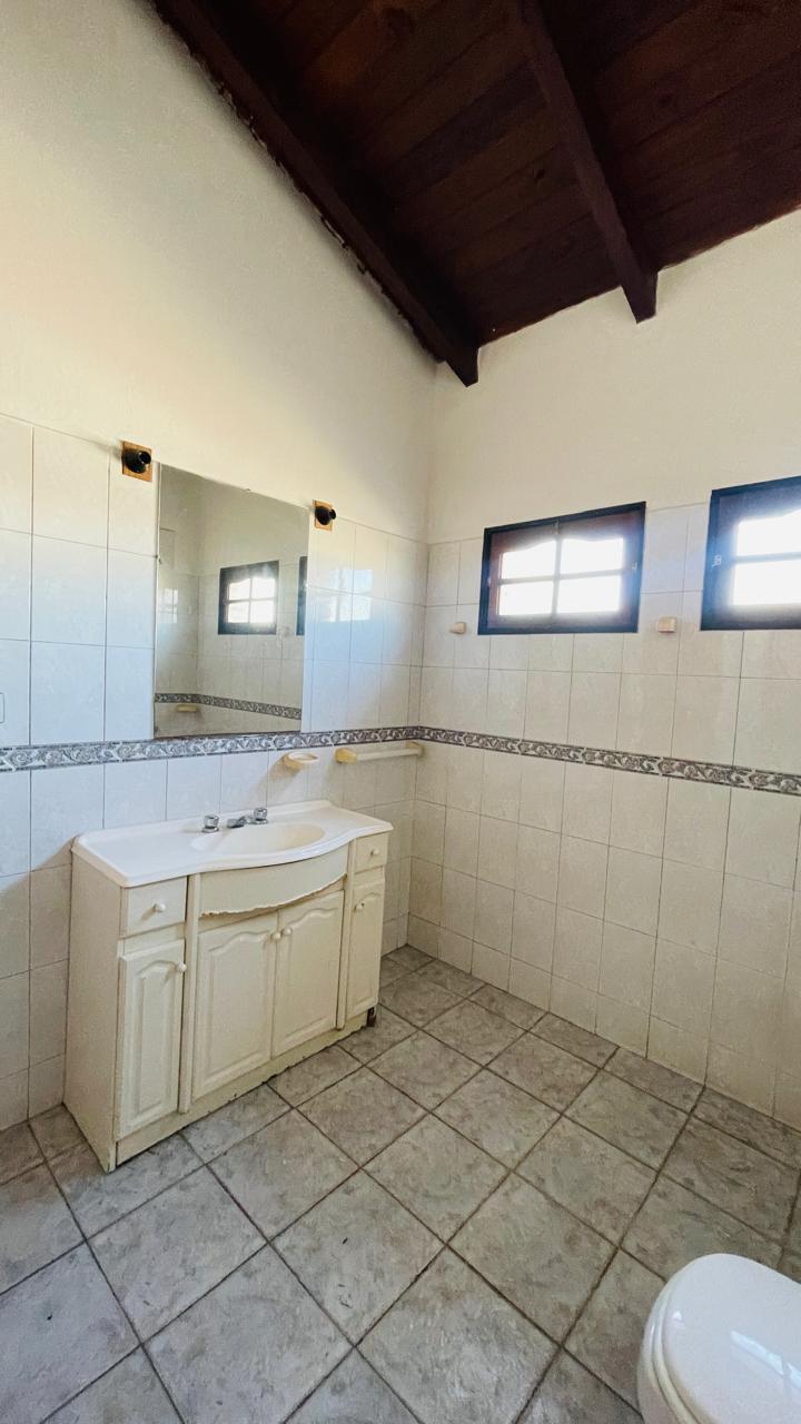 Departamento en Planta Alta 3 Dorm 1 Baño Cochera Terraza grande B Las Margaritas