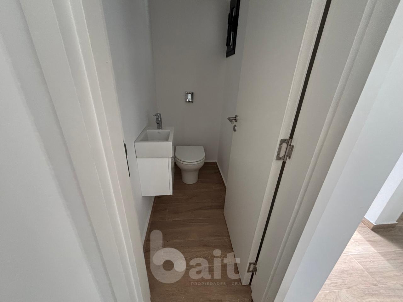 VENDO CASA EN HOUSING 3 DORMITORIOS CON PILETA A ESTRENAR