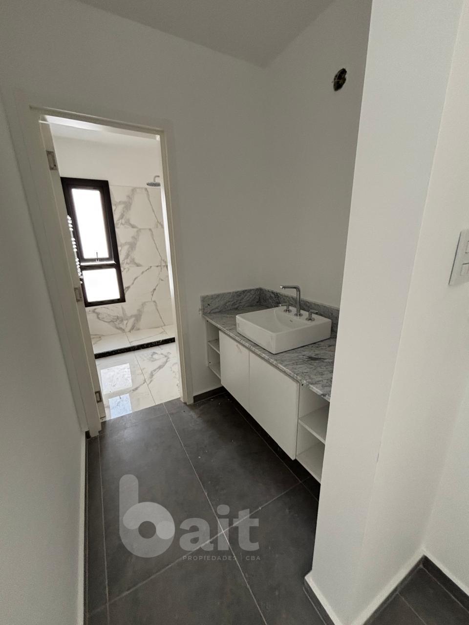 VENDO CASA EN HOUSING 3 DORMITORIOS CON PILETA A ESTRENAR