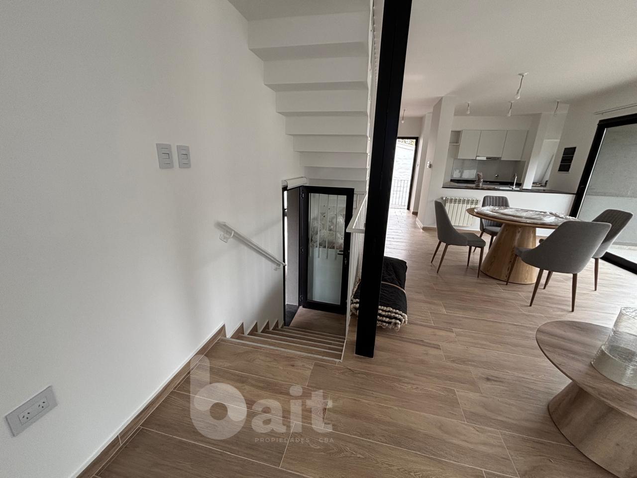 VENDO CASA EN HOUSING 3 DORMITORIOS CON PILETA A ESTRENAR