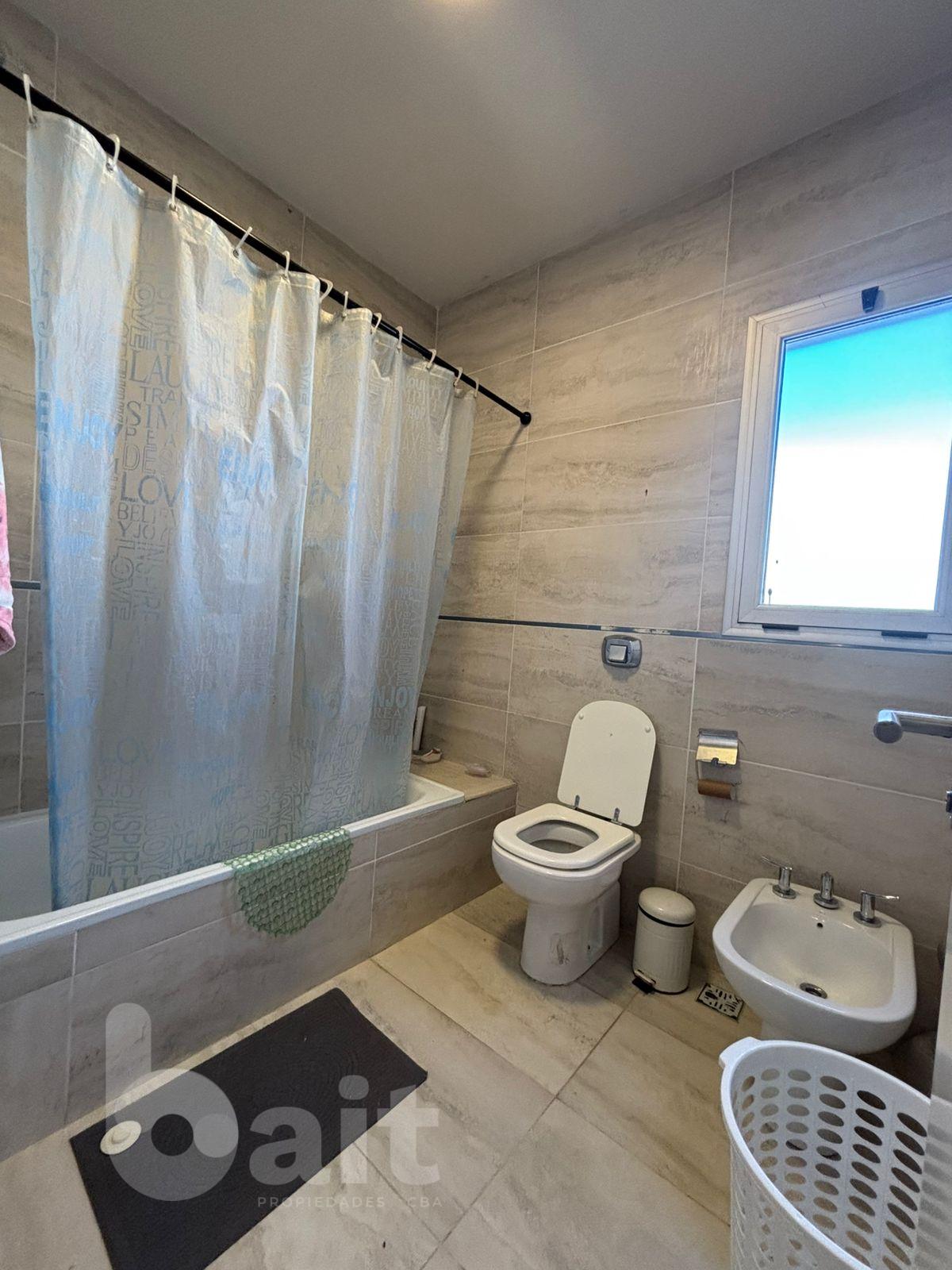 Venta casa Santina Norte, 4 dormitorios, 2 en suite, pileta