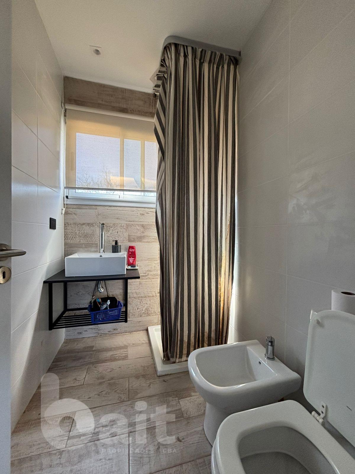 Venta casa Santina Norte, 4 dormitorios, 2 en suite, pileta