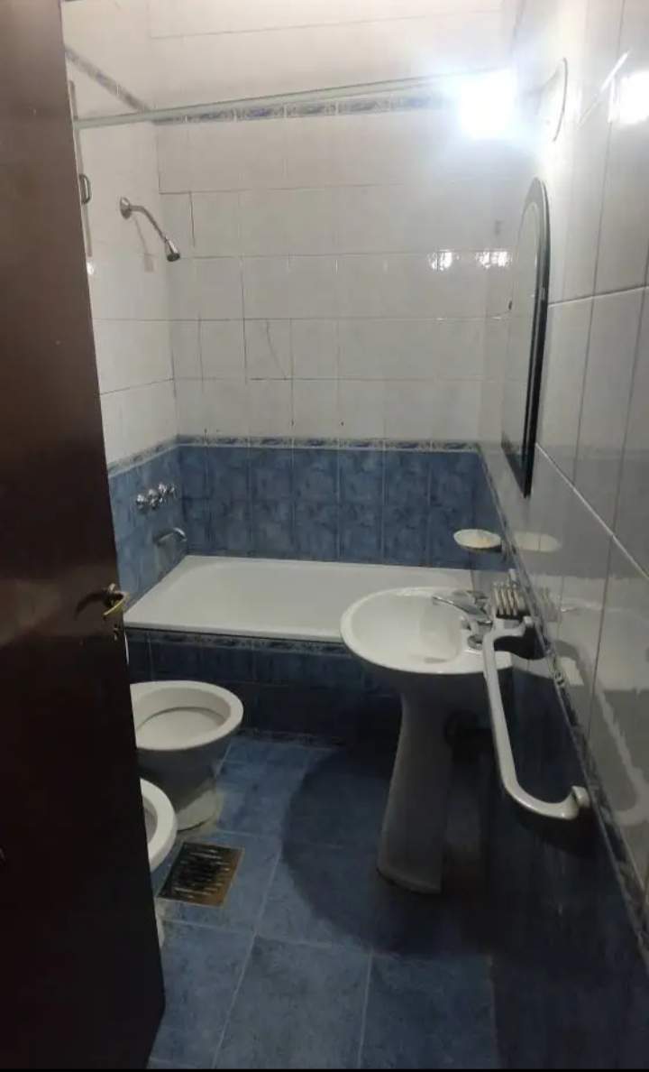 Alq. Casa c2 dorm B Villa Cabrera.