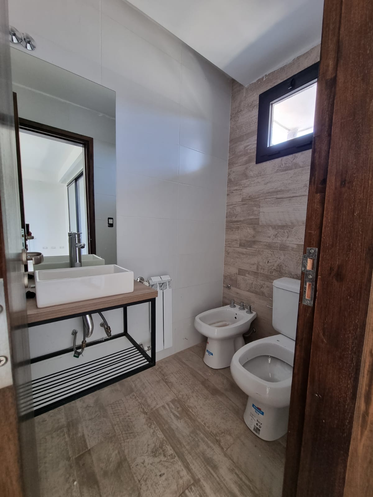 DOCTA BOULEVARD DUPLEX TRES DORMITORIOS EN ALQUILER